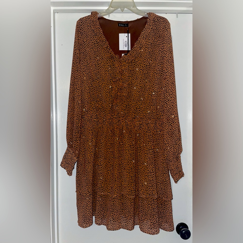 NWT. Women’s Very J animal print babydoll-style lined dress size 2x